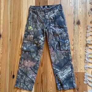 Mossy oak boys camo hunting pants 10/12